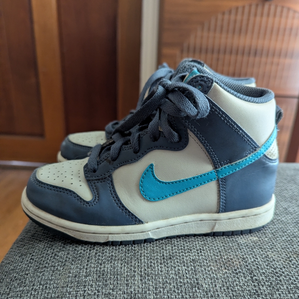 Nike Dunk High Sneakers - Light Bone/Diffused Blue
